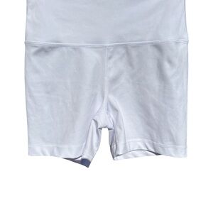 YOGALICIOUS Lux Ladies White High-Rise 5” Bike Shorts Size Medium
